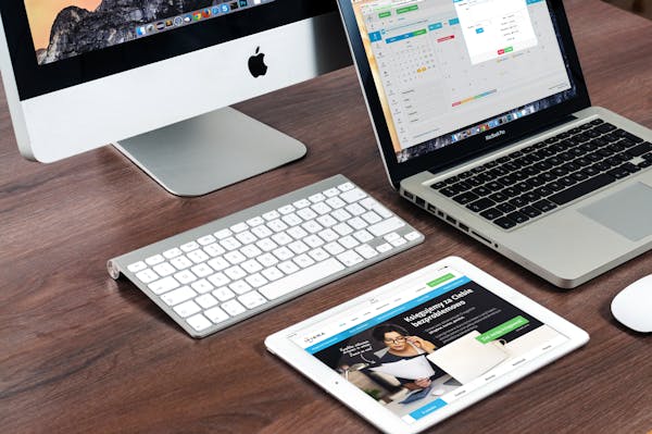 4 Essential Web Design Features for an Engaging and High-Performing Website